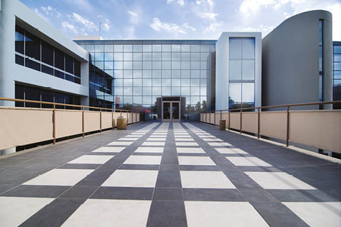 Modern commercial building facility; Shutterstock ID 31048480; Purchase Order: REDW-PO-029988; Job: CF22 Specifiers; Client/Licensee: AKZO NOBEL ; Other: SERENA GIBBS